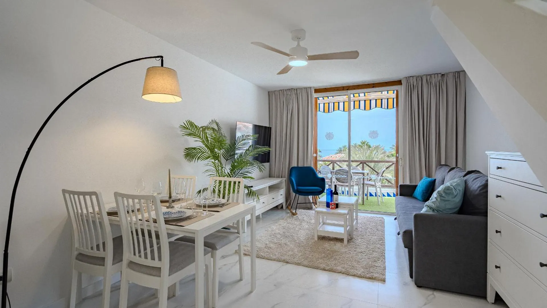 1Bed Duplex Las Americas contacts